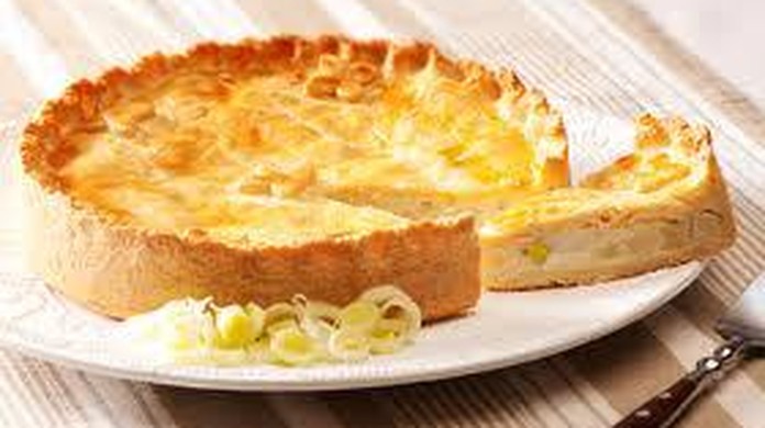 Torta de Cebola com Nata | Receitas Gshow | Gshow