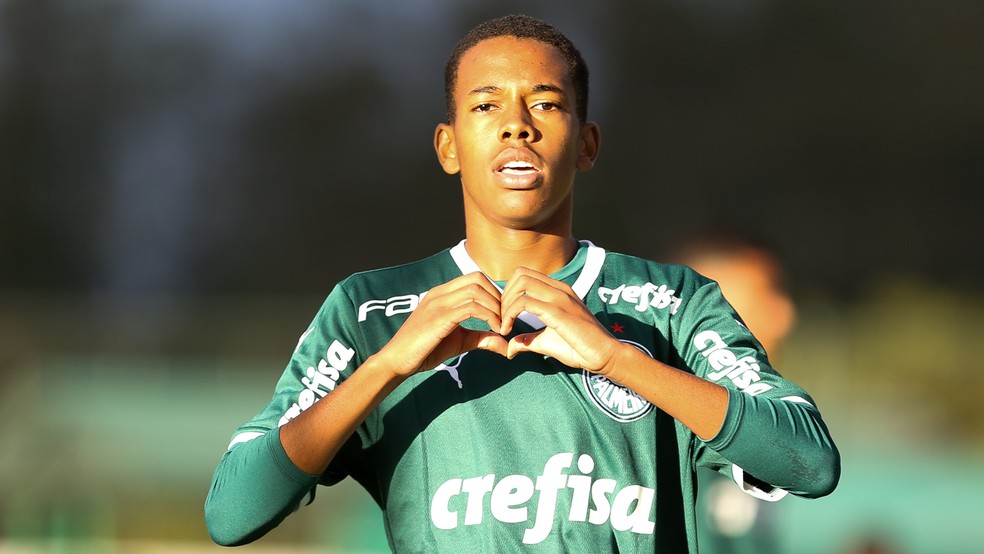 Estevão, atacante da base do Palmeiras — Foto: Fabio Menotti / Ag. Palmeiras