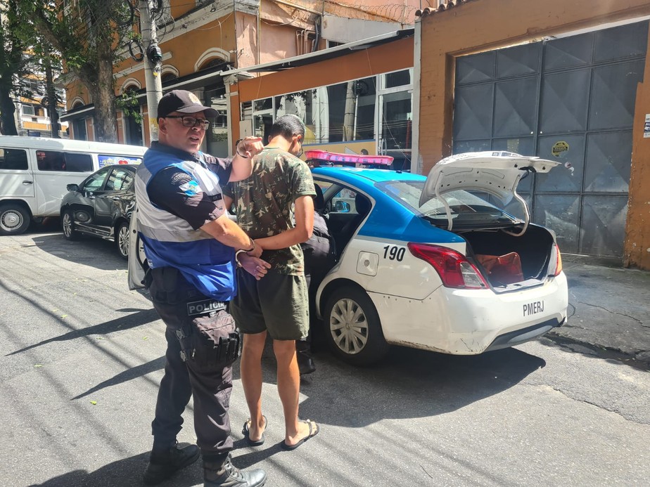 Homem é preso depois de manter a namorada como refém na Tijuca