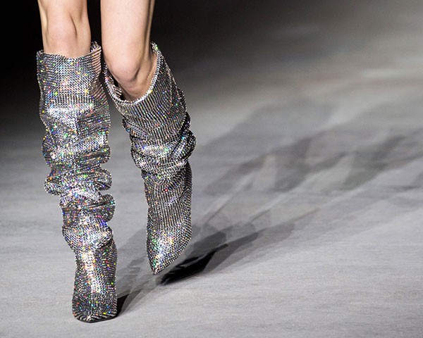 De Saint Laurent a Dior, as botas foram um destaque nas passarelas internacionais (Foto: Imaxtree)