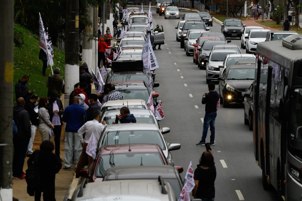 Professores protestam contra proposta de reabertura das escolas durante pandemia de coronav&iacute;rus &mdash; Foto: Felipe Rau/Estad&atilde;o Conte&uacute;do 