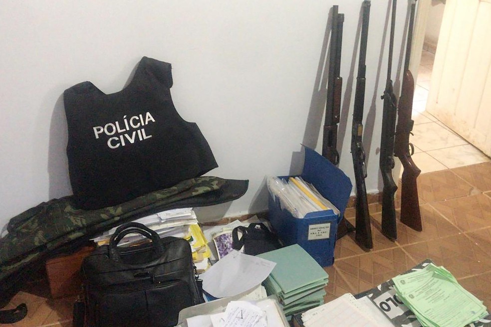 Família é investigada por cobranças abusivas e ilegais em cartório de Santana do Araguaia, no Pará. — Foto: Reprodução / Polícia Civil