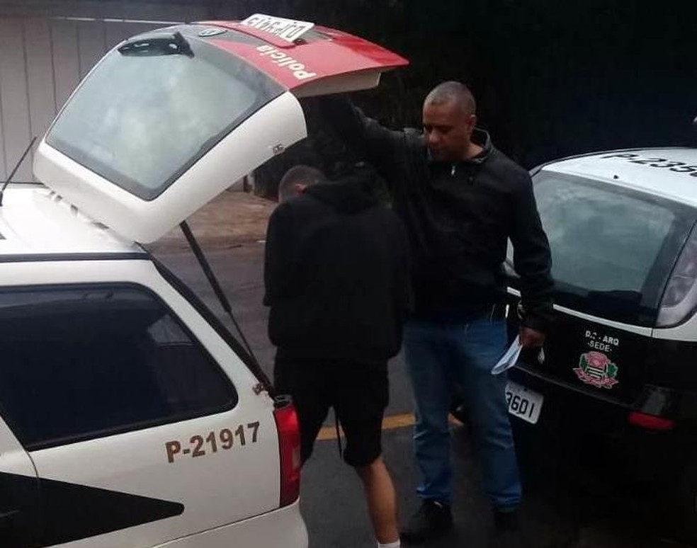 Jovem de 23 anos foi preso após esfaquear outro rapaz em Santa Lúcia (Foto: ACidadeON/Araraquara)