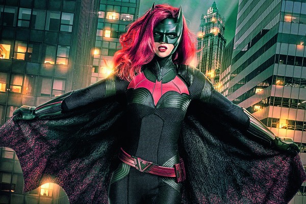A atriz Ruby Rose na pele de Batwoman (Foto: divulgação)