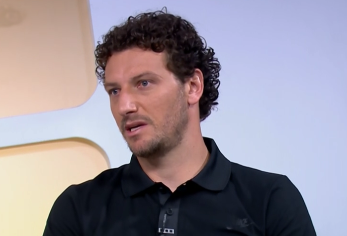 Elano elogia Luxa e Mano e diz que o Cruzeiro sofre com a saída de Oliveira