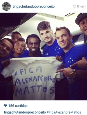 Cruzeirenses fazem campanha pela permanência de diretor de futebol