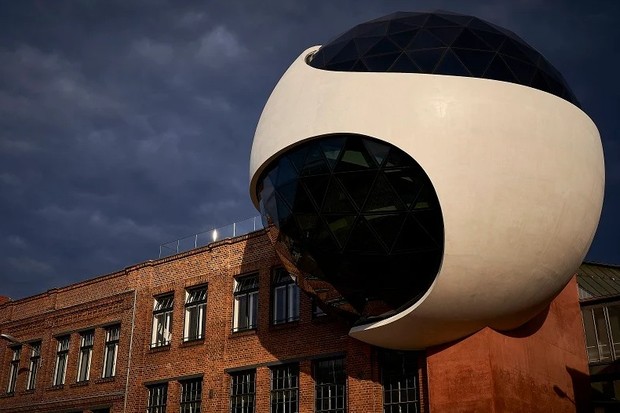 Obra de Oscar Niemeyer é inaugurada postumamente na Alemanha  (Foto: Eyerise / Divulgação)