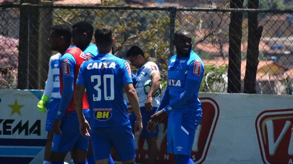 Depois de dois meses, Manoel volta ao time titular do Cruzeiro contra a Ponte Preta