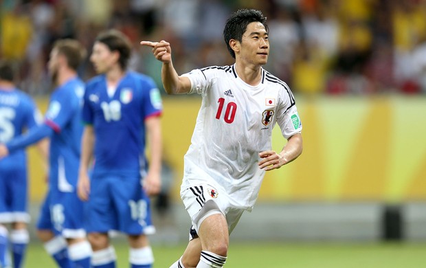 Shinji Kagawa comemoração gol jogo Itália Japão (Foto: Aldo Carneiro / Pernambuco Press)