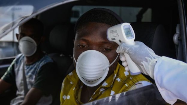BBC - A África tem um número relativamente baixo de infecções e mortes quando comparado a outras regiões do mundo (Foto: Getty Images via BBC News Brasil)