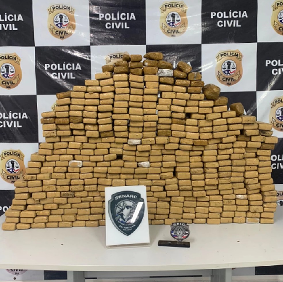Mais de 200 kg de maconha foram apreendidos durante a Operação Cangalha, no Maranhão. — Foto: Divulgação