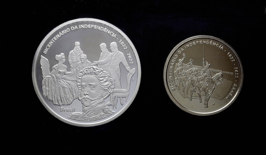As duas moedas comemorativas do bicentenário da Independência já estão disponíveis