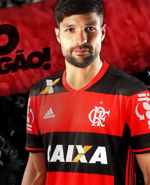 Não é Líder, em campo, diz Garambone sobre Diego