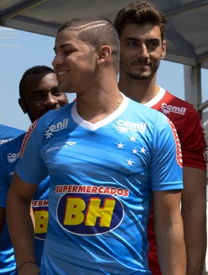 Sem jogar há quase um ano, Judivan tem boa evolução na recuperação