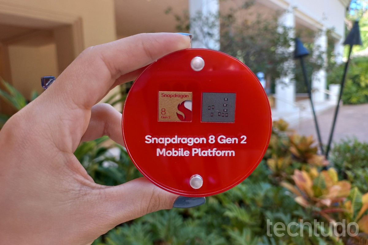 Snapdragon 8 Gen 2 chega com dual chip 5G, ray tracing e avanços em IA