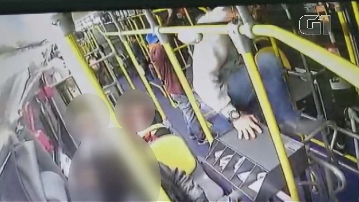 Câmeras De Segurança Flagram Arrastão Em ônibus Do Transporte Coletivo Em Pinhais Paraná G1