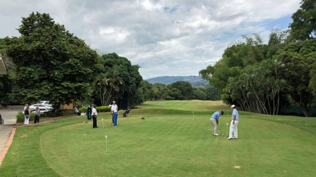 BBC - Caracas Country Club conta com um privilegiado campo de golfe de 18 buracos (Foto: NORBERTO PAREDES)