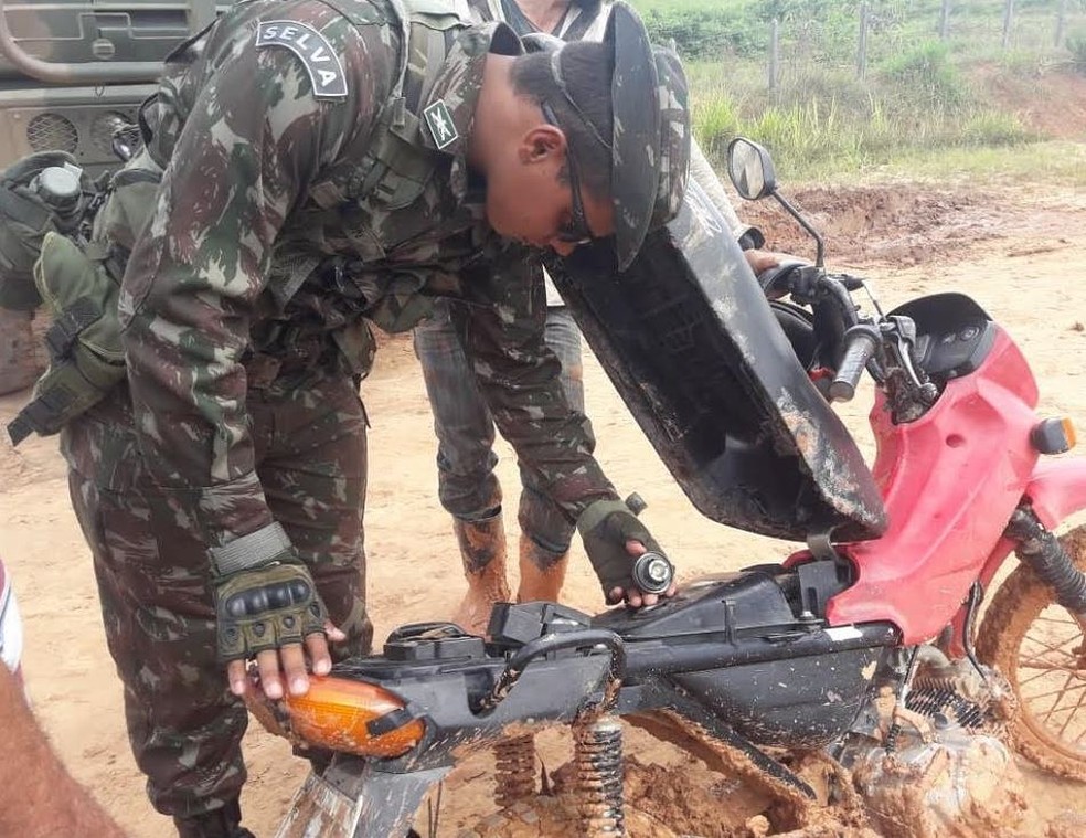 Ações ocorreram nos municípios de Cruzeiro do Sul, Mâncio Lima, Rodrigues Alves, Porto Walter, Marechal Thaumaturgo, Tarauacá e Feijó, além dos municípios de Guajará e Ipixuna no Amazonas — Foto: Divulgação/61º BIS