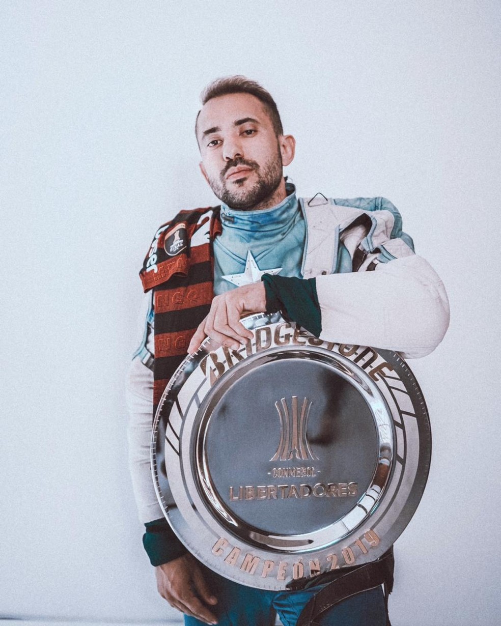 Everton Ribeiro foi o Capit&atilde;o Am&eacute;rica do Flamengo na final da Libertadores &mdash; Foto: Gabriel Queiroz