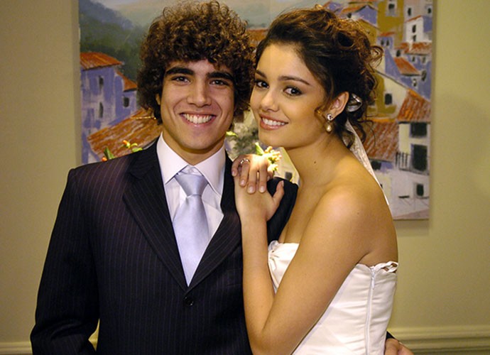 Que casal lindo! Caio Castro e Sophie casaram na temporada de 2009 de Malhação (Foto: TV Globo)