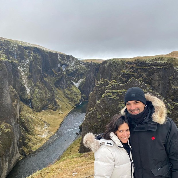 Tadeu Schmidt e a mulher, Ana Cristina, na Islândia (Foto: Reprodução/Instagram)