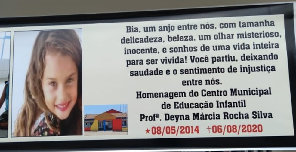 Mensagem na porta da escola da menina Beatriz, que foi estuprada e morta em Maravilha, AL — Foto: Arquivo Pessoal