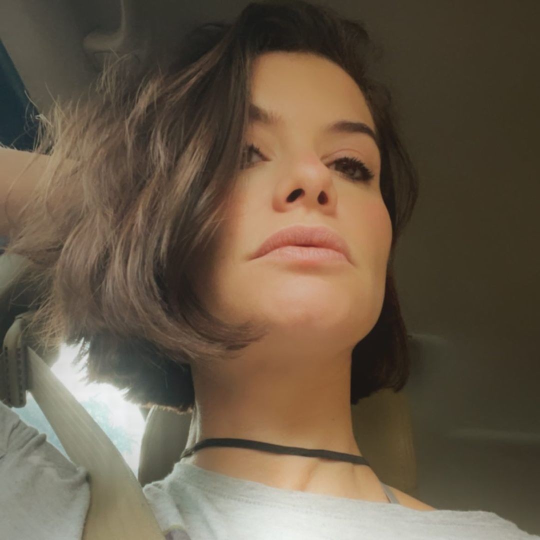 Alinne Moraes posta primeira selfie com novo visual (Foto: Reprodução / Instagram)