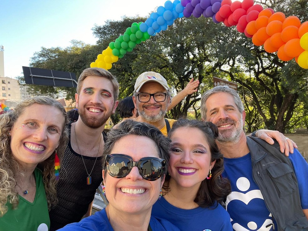 Sandra Annenberg e Ernesto Paglia com a filha, Elisa — Foto: Instagram