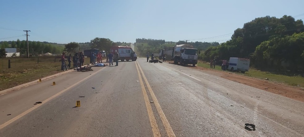 Acidente na MT-130 deixou um morto e um ferido — Foto: Divulgação