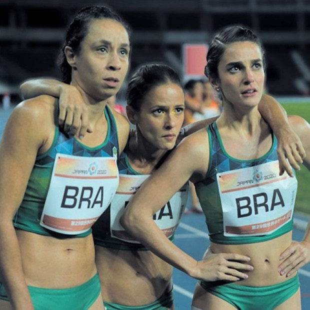Thalita Carauta, Fernanda de Freitas e Priscila Steinman em cena do filme 4x100 - Correndo por um sonho (Foto: Divulgação)