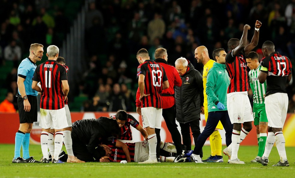 Milan é punido por Uefa em R$ 53 milhões — Foto: Marcelo del Pozo/Reuters