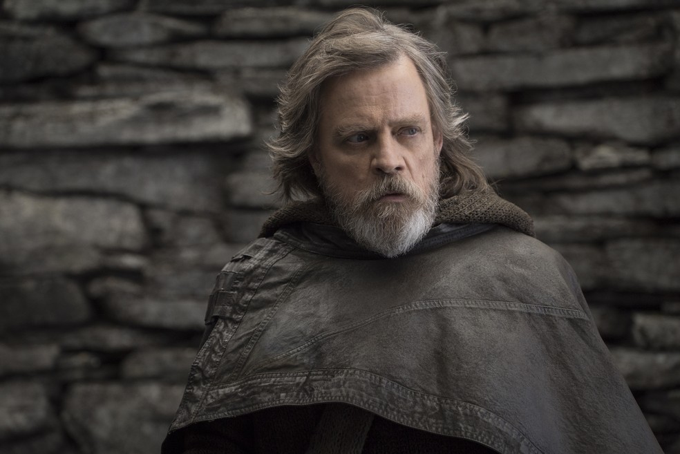 Mark Hamill como Luke Skywalker em cena de "Os últimos Jedi" — Foto: Divulgação/Disney