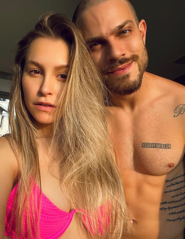 Carla Diaz e Felipe Becari (Foto: Reprodução/Instagram)