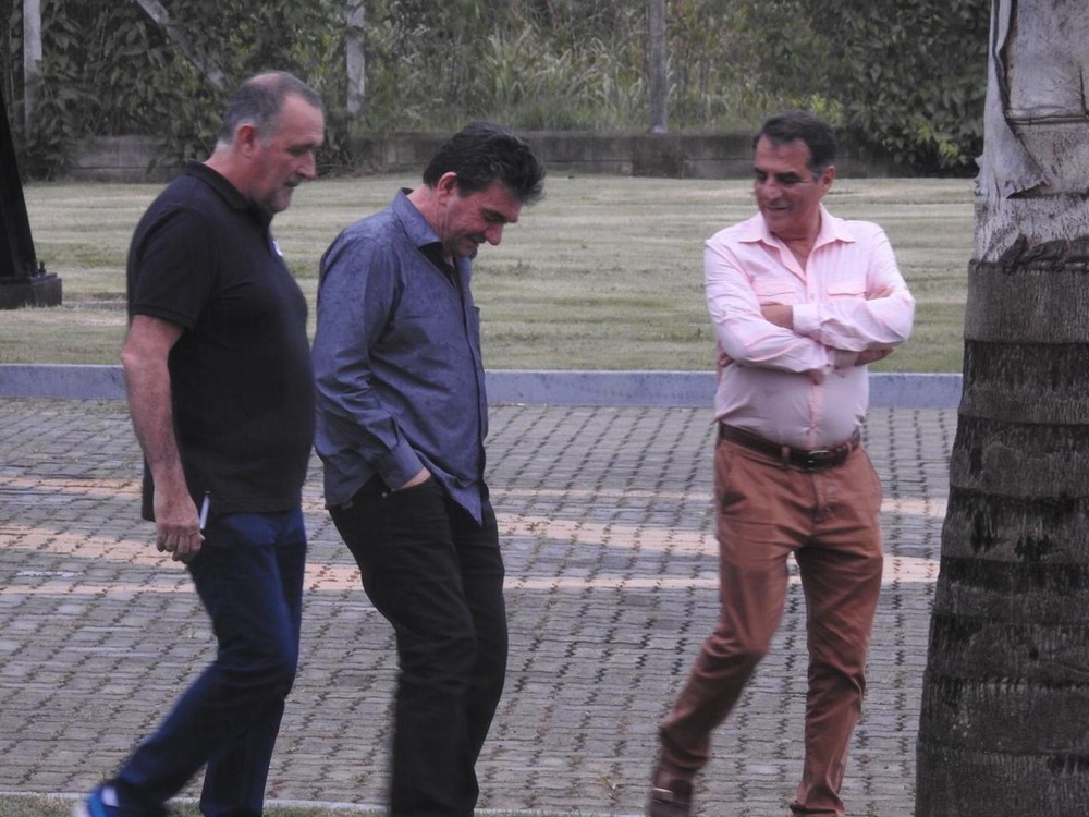 Andrés diz que alinhou reforços para Corinthians e chama caso Pedrinho de 