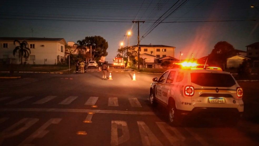 Atropelamento aconteceu no bairro São Luiz, em Farroupilha. — Foto: Brigada Militar/Divulgação