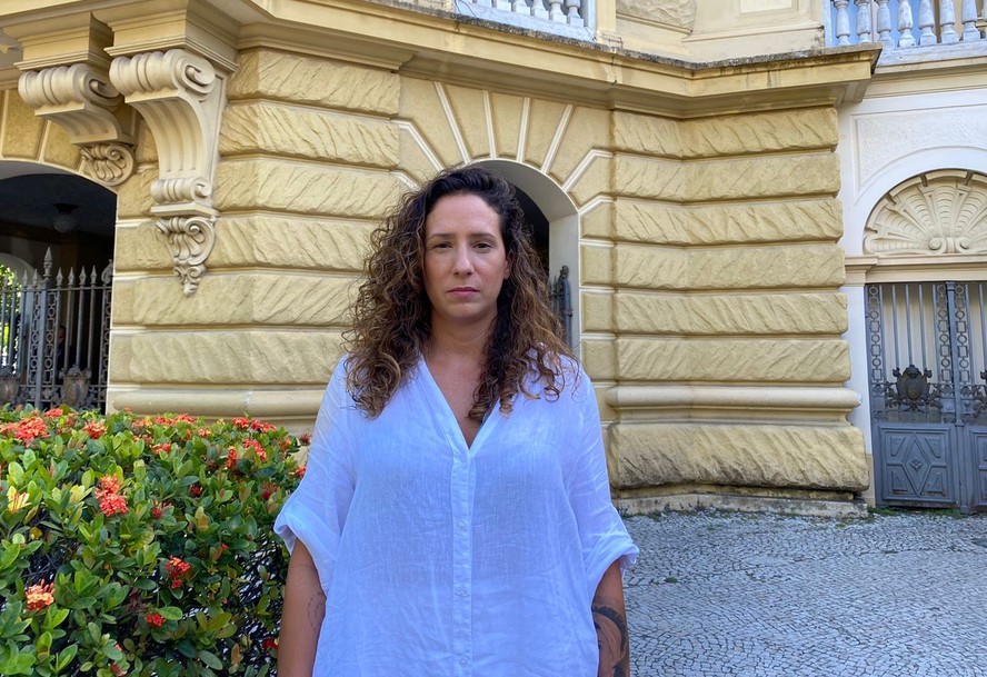 Vereadora Monica Benicio em frente ao Palácio Guanabara, em Laranjeiras, na Zona Sul do Rio