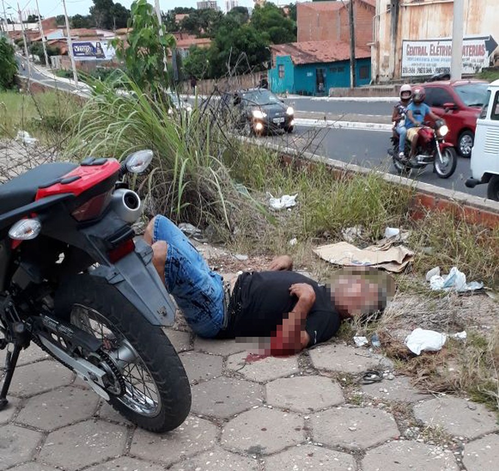 Policial civil foi esfaqueado durante assalto na Zona Leste de Teresina — Foto: Divulgação/Polícia Militar do Piauí