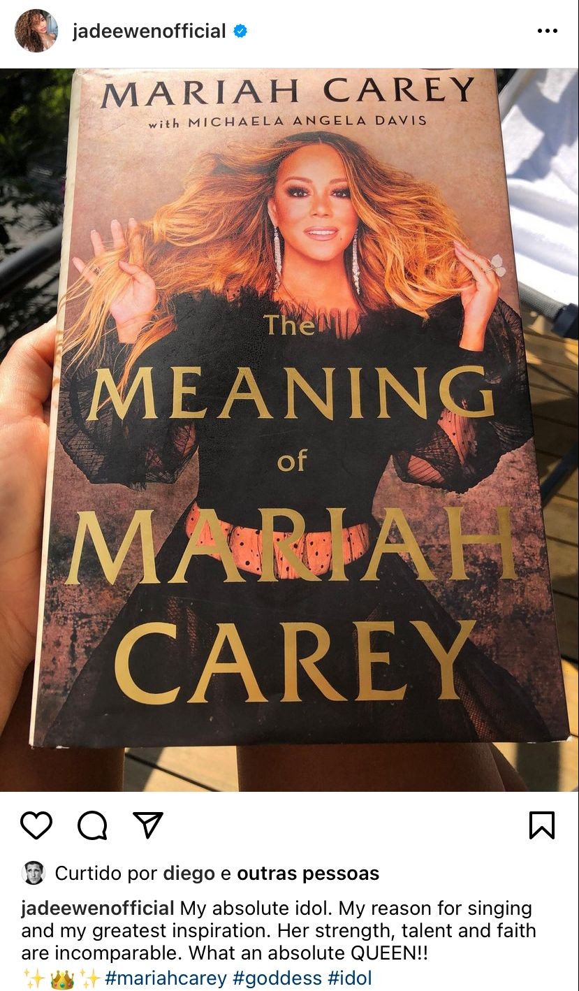 Jade Ewen leu a biografia de Mariah Carey (Foto: Reprodução/Instagram)