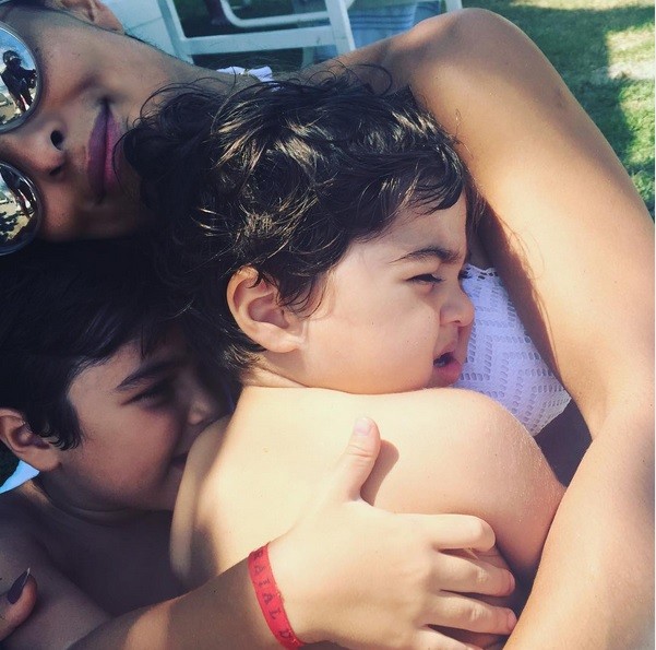 Juliana Paes e os filhos (Foto: Reprodução/ Instagram)