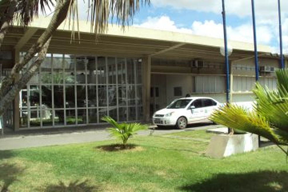 Vítimas foram socorridas para o Hospital Clériston Andrade, em Feira de Santana — Foto: Divulgação/Secom