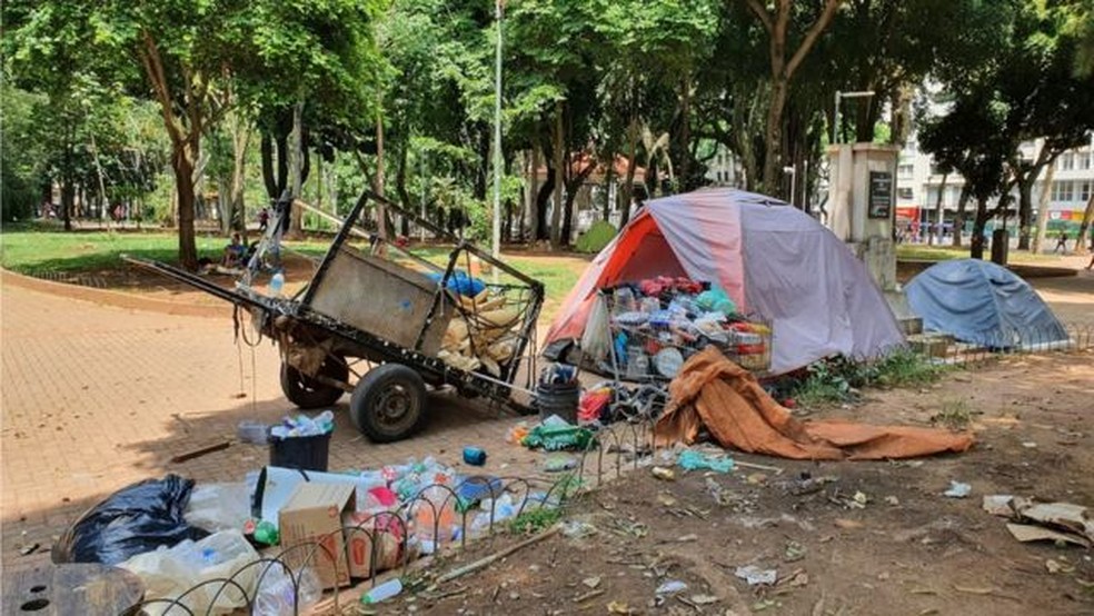 Em 2019, o déficit habitacional no país era de 5,9 milhões de moradias, segundo a Fundação João Pinheiro — Foto: Thais Carrança/BBC Brasil