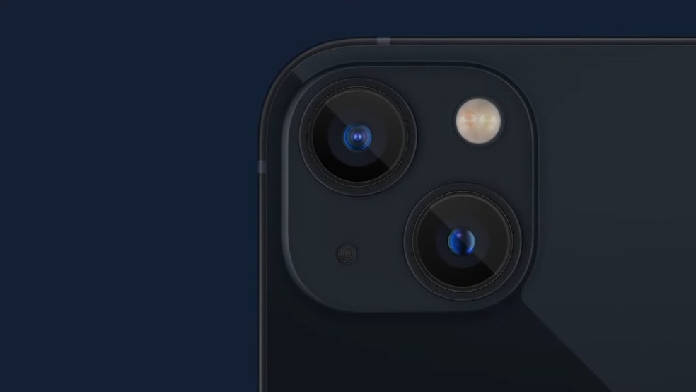 Câmera traseira do iPhone 13 — Foto: Reprodução/YouTube