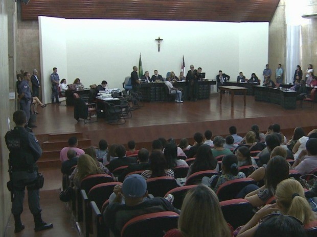 Auditório ficou lotado para acompanhar depoimento de 'Moa' (Foto: Reprodução/TV Amazonas)