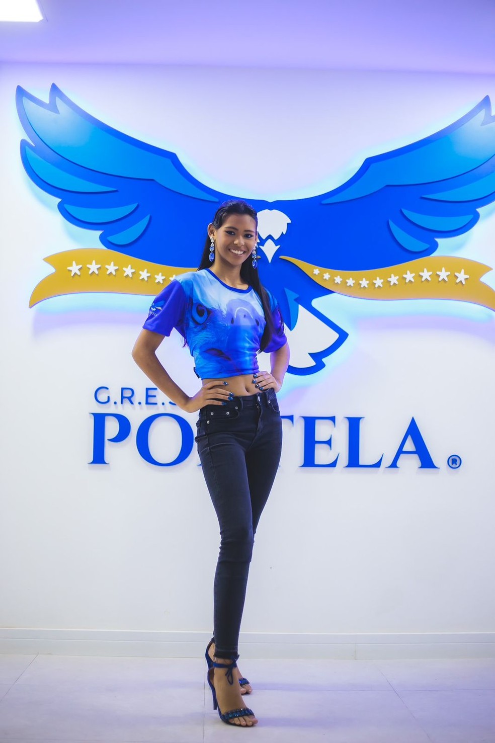 Rainha de bateria em duas escolas, Wenny foi anunciada musa da Portela &mdash; Foto: divulga&ccedil;&atilde;o 