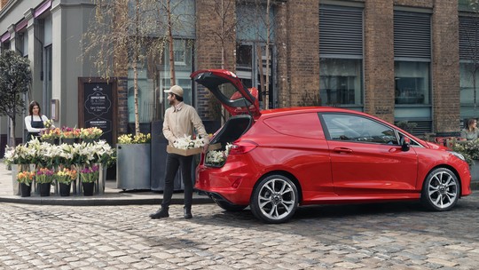 Ford Fiesta ganha versão para transporte de carga na Europa