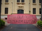 Após 13 dias, estudantes desocupam escola no Centro de Ribeirão Preto