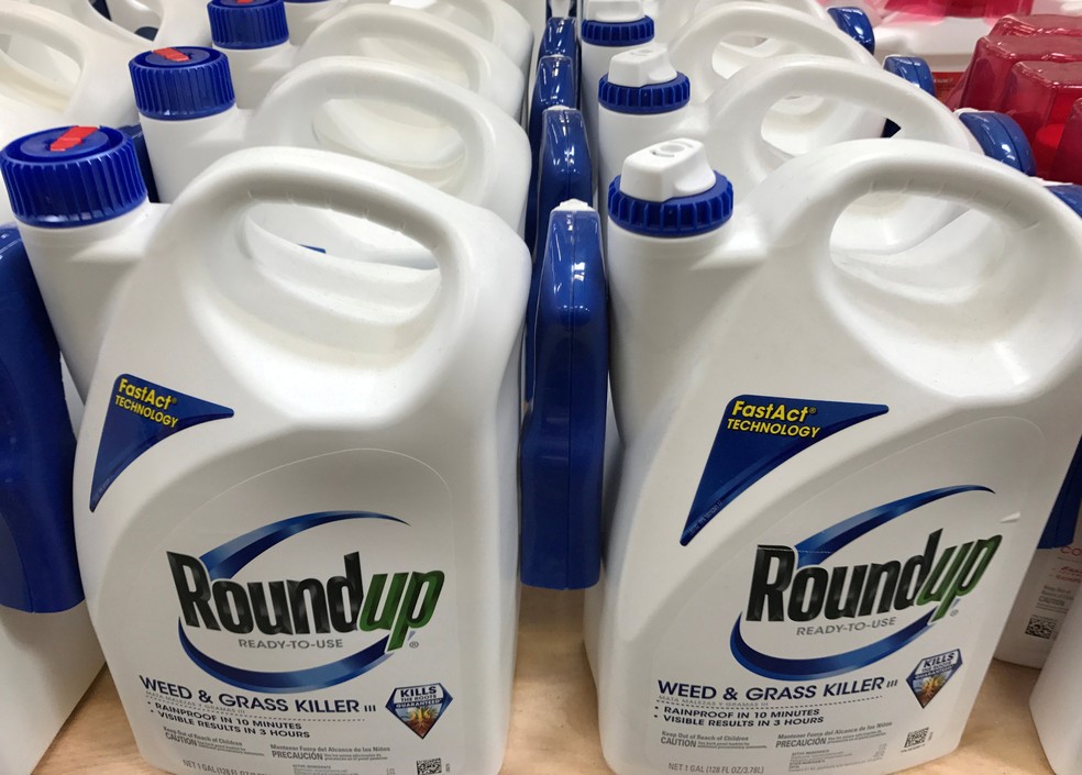 Herbicidas Roundup, da Monsanto — Foto: Arquivo/Mike Blake/Reuters