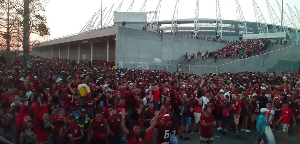 Torcida do Flamengo no Castelão no jogo contra o Ceará — Foto: Reprodução