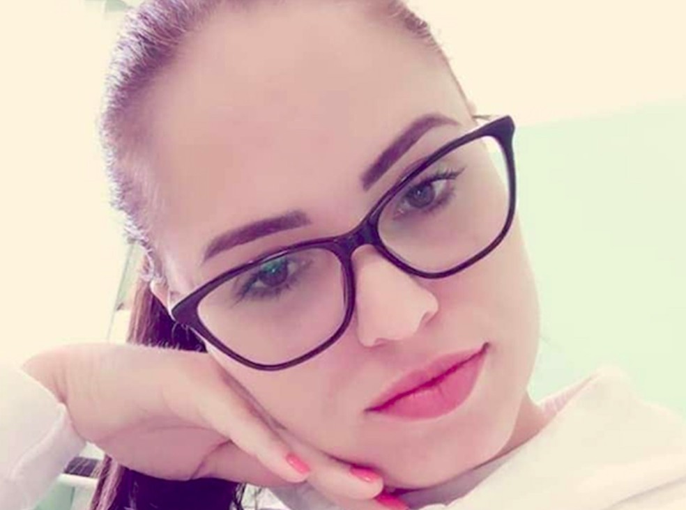 A enfermeira Rafaela Teixeira Gomes, de 31 anos, morreu em um acidente de carro entre Santa Ernestina e Taquaritinga, SP — Foto: Reprodução/Facebook