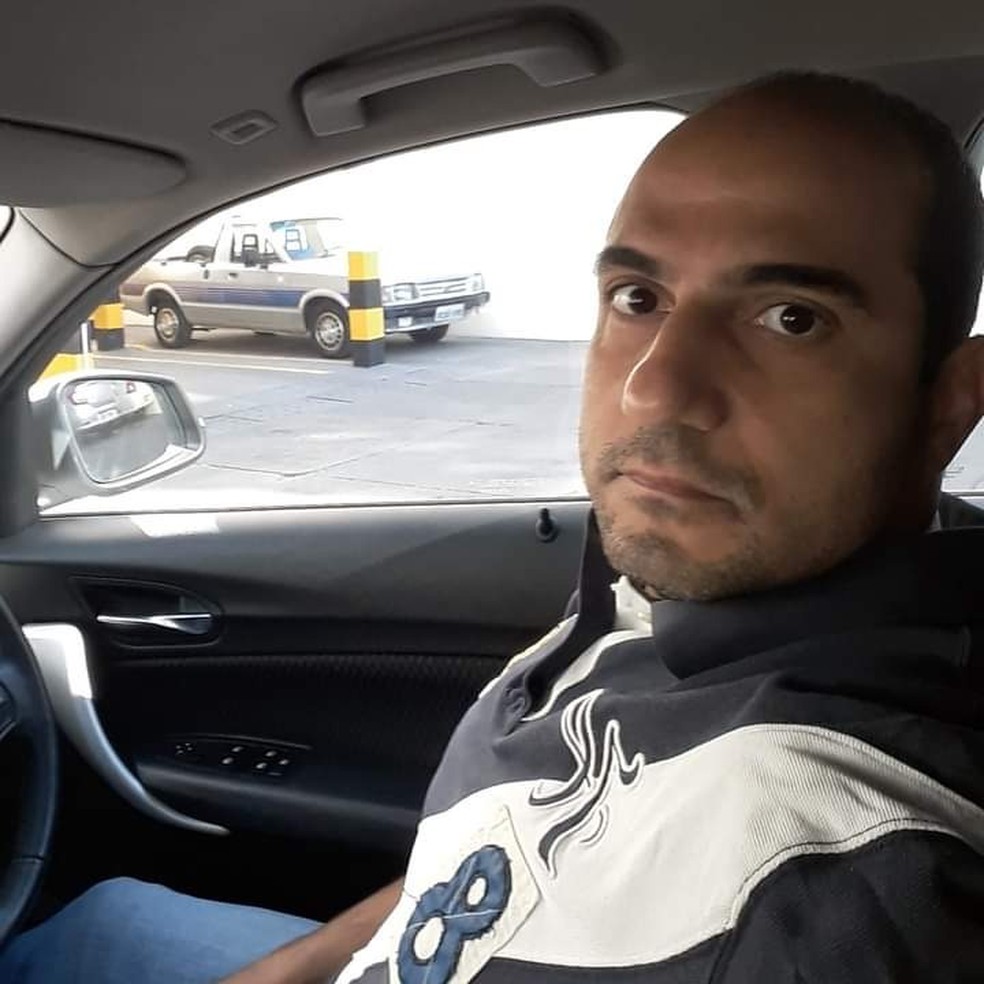 Segundo a Polícia Militar, Rafik Samir Feguri, de 42 anos, foi preso por porte ilegal de arma de fogo — Foto: Arquivo pessoal